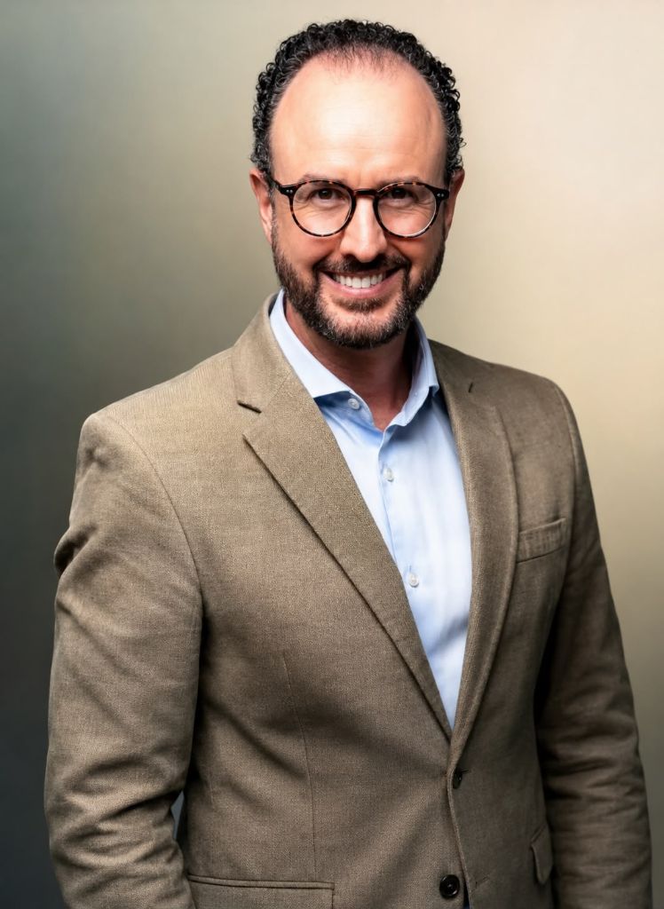 Pr. André Flores